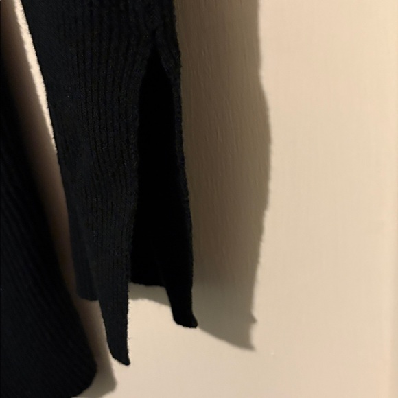 JustFab Black Ribbed Crewneck Sweater - Picture 3 of 6